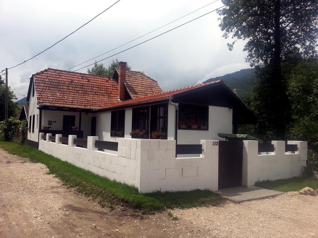 Отель Casa Demeter Риметя Экстерьер фото